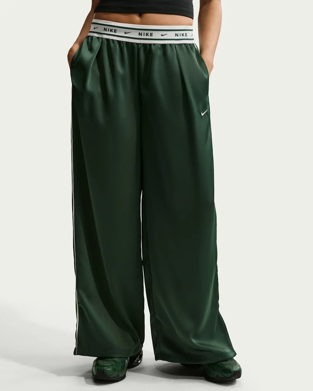 Nike Sportswear Women's Loose Mid-Rise Satin Pants