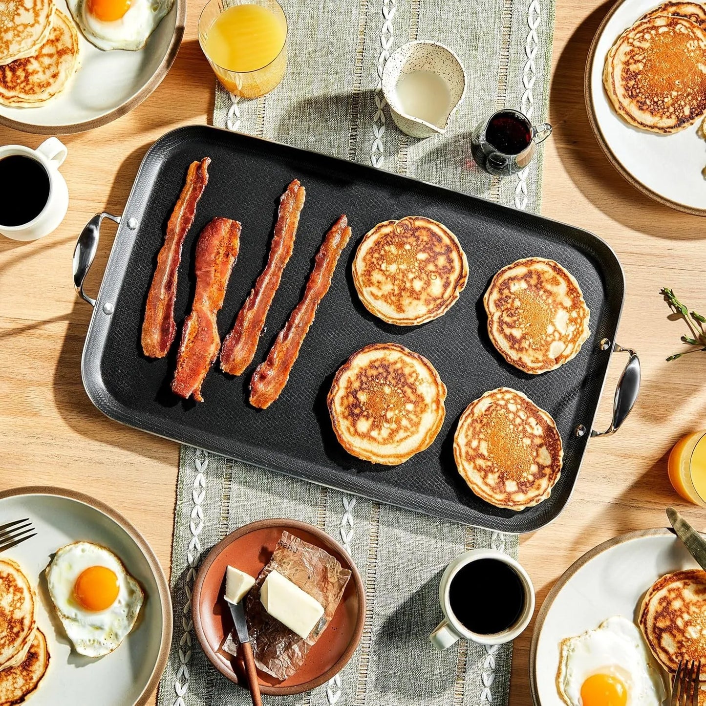 HexClad Hybrid Nonstick 12-Inch Griddle Pan, Stay-Cool Handle, Dishwasher-Friendly, Oven-Safe Up to 900°F, Induction Ready, Compatible with All Cooktops