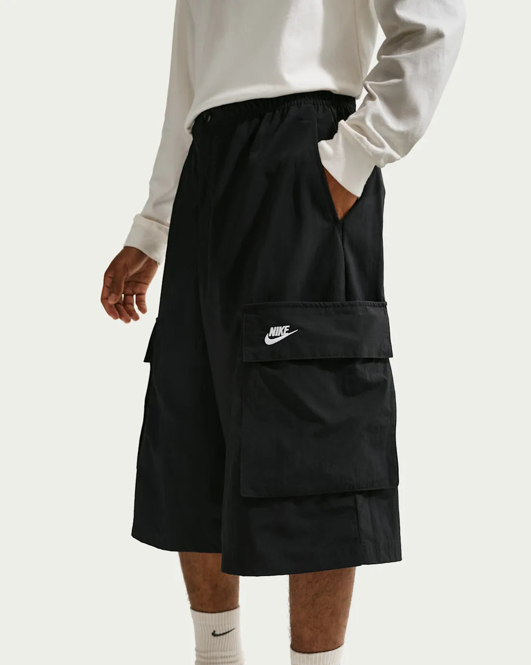 Nike Sportswear Club Men's Oversized Cargo Shorts