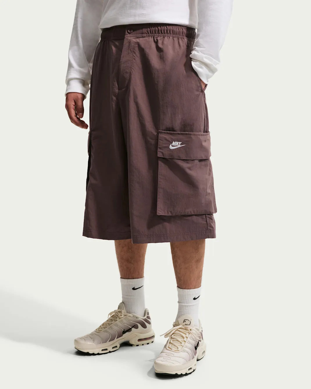 Nike Sportswear Club Men's Oversized Cargo Shorts