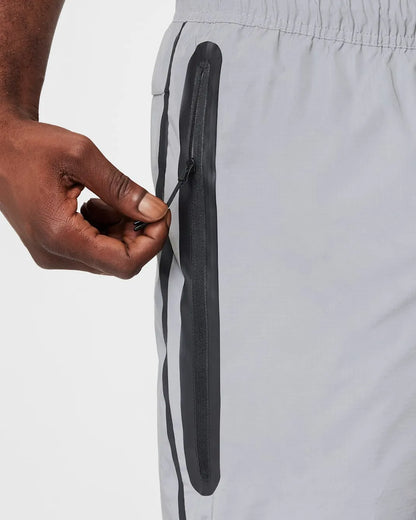Nike Tech Men's Woven Reflective Pants