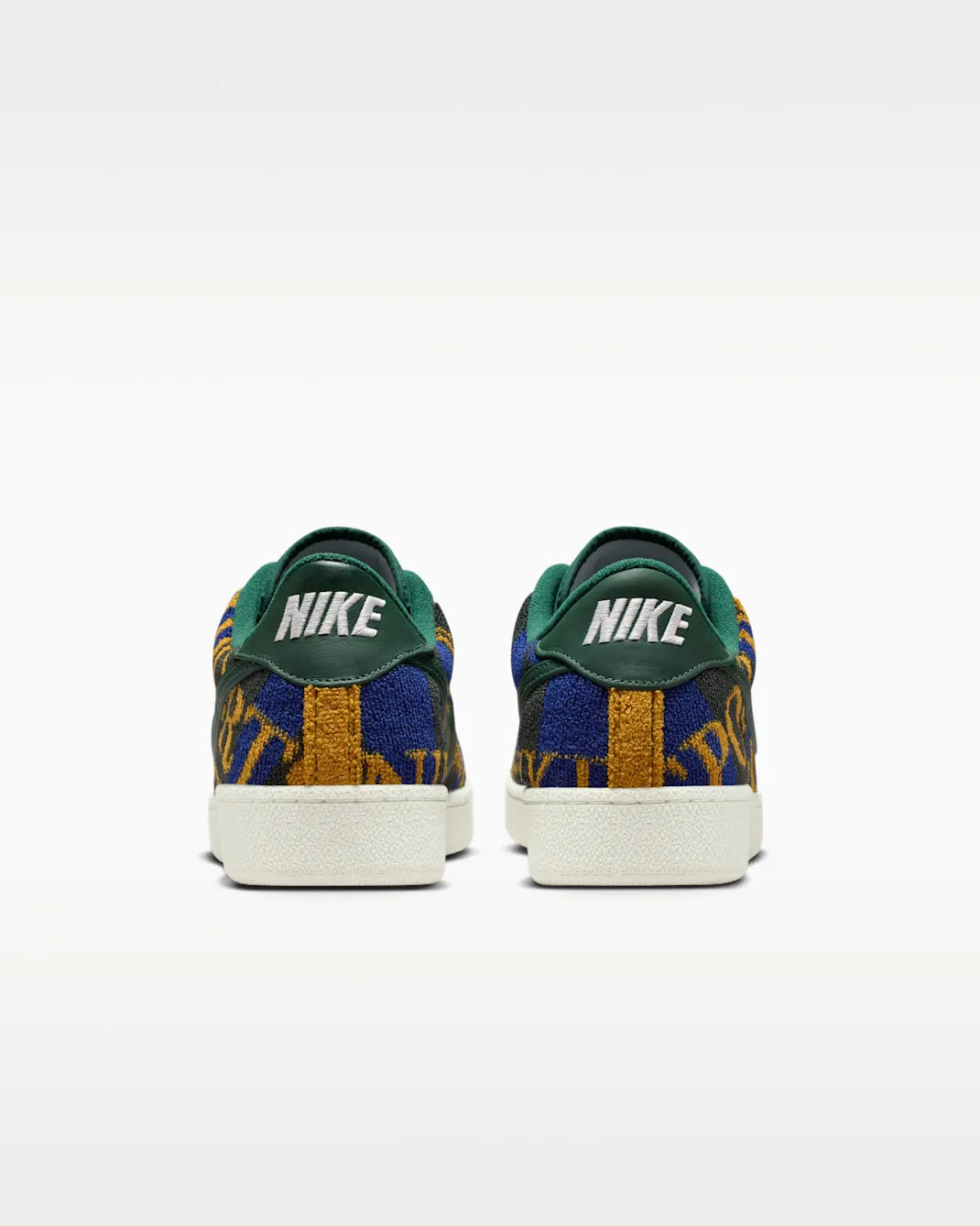 Nike Tennis Classic PRM Men's Terry Shoes