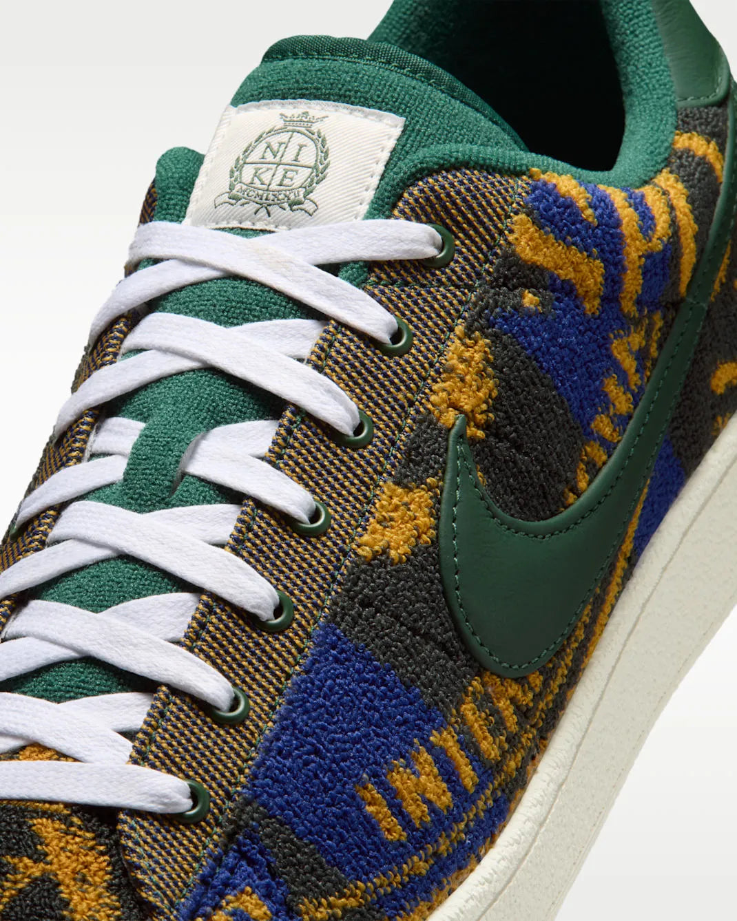 Nike Tennis Classic PRM Men's Terry Shoes