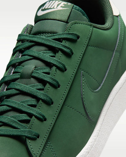 Nike Tennis Classic Men's Shoes
