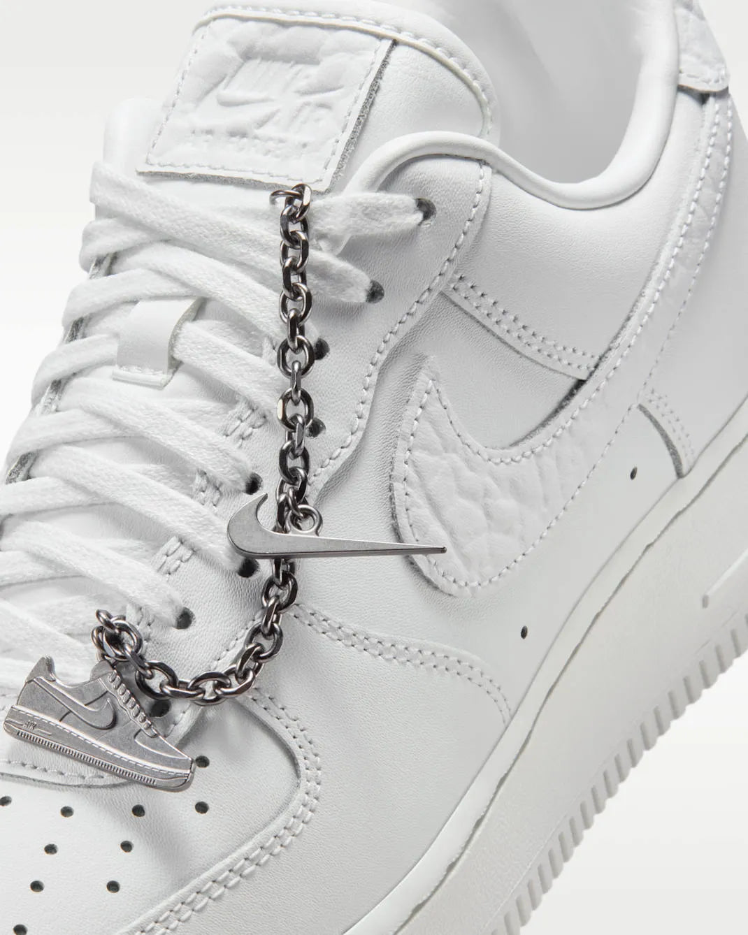 Nike Air Force 1 '07