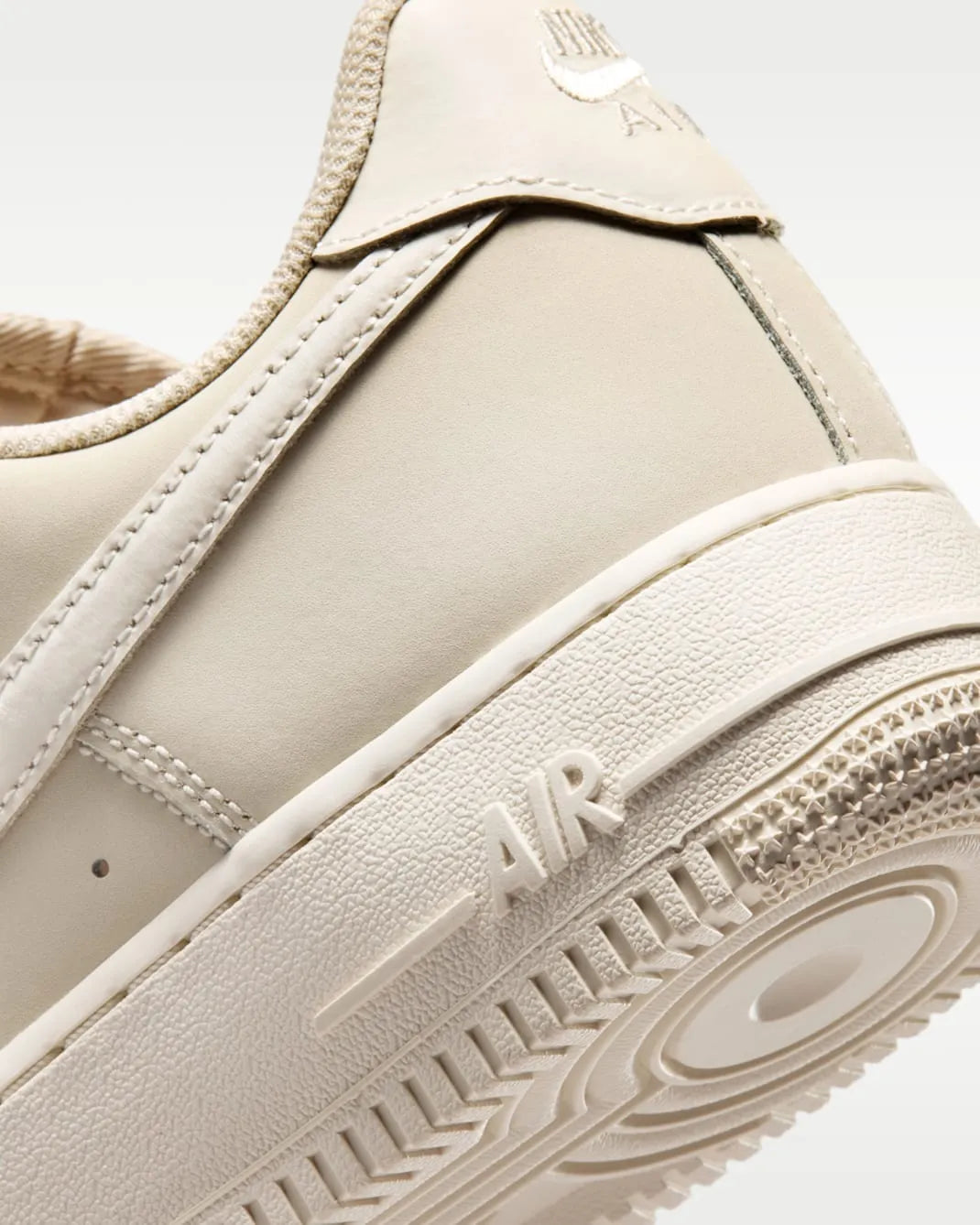 Nike Air Force 1 Retro Premium