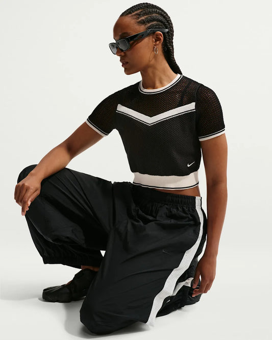 Nike Sportswear Chill Knit Women's Tight Cropped Top