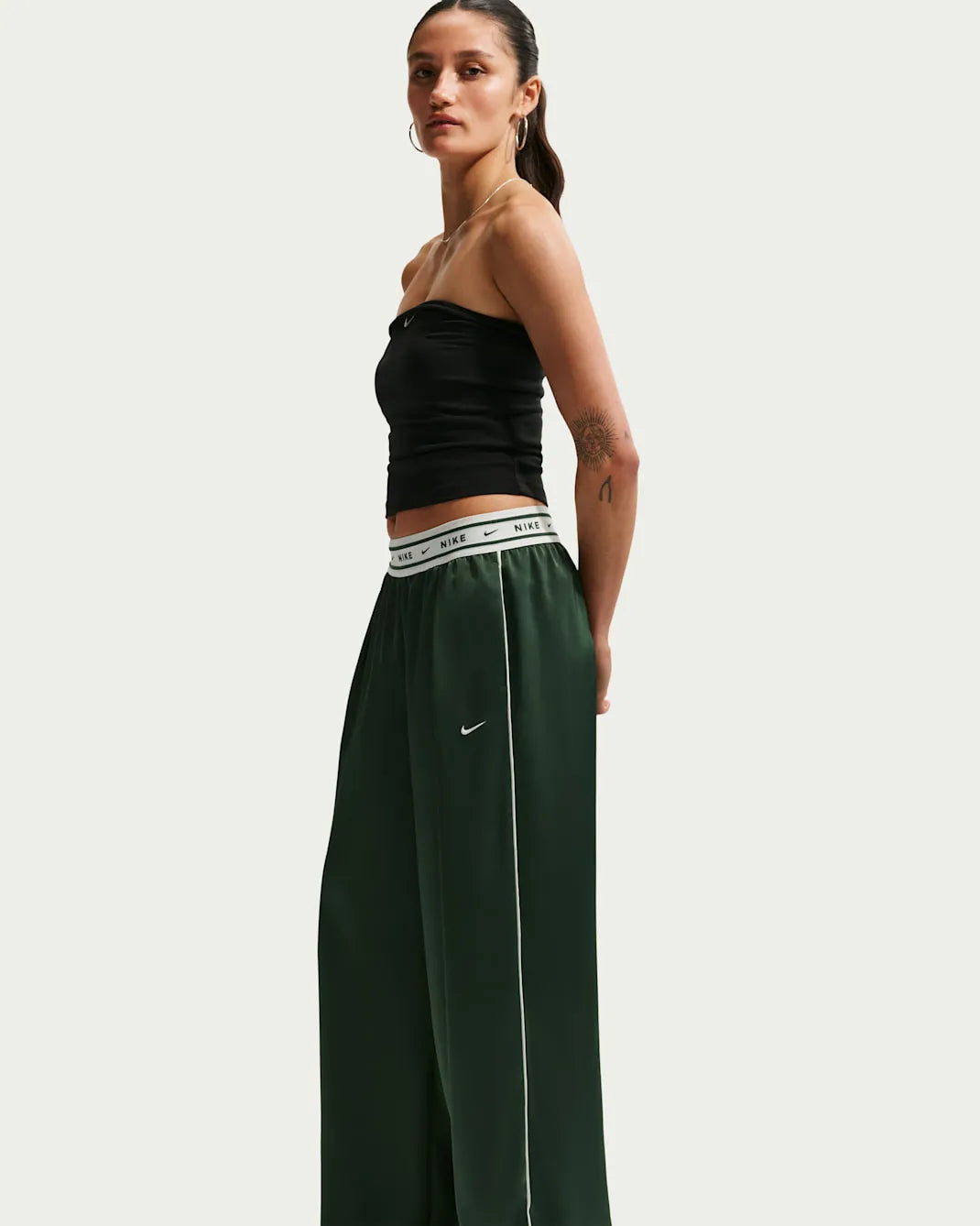 Nike Sportswear Women's Loose Mid-Rise Satin Pants