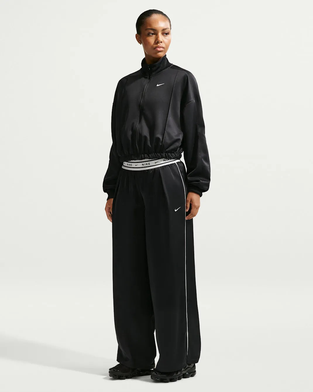 Nike Sportswear Women's Loose Mid-Rise Satin Pants