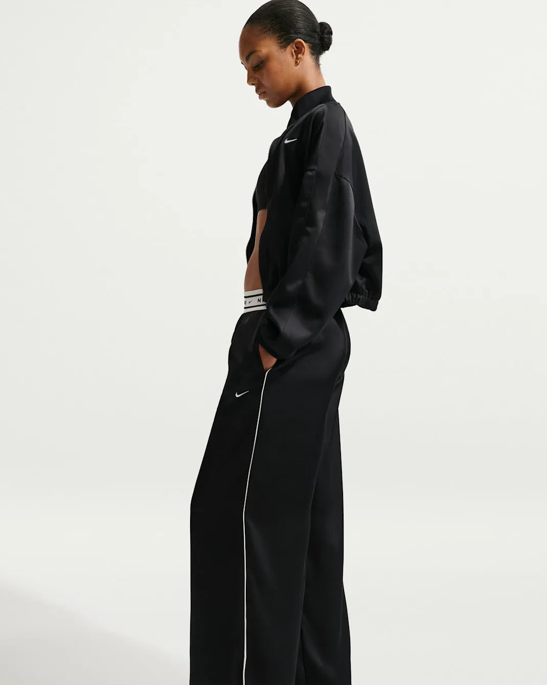 Nike Sportswear Women's Loose Mid-Rise Satin Pants