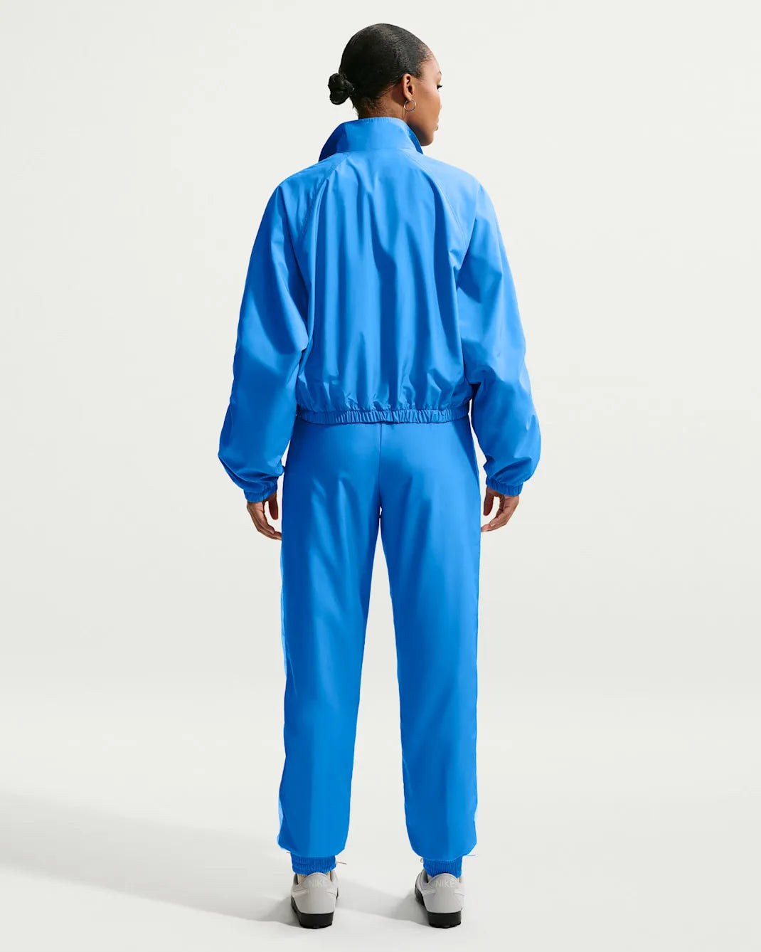 Nike Sportswear Classic Wovens Women's UV Protection Mid-Rise Loose Joggers