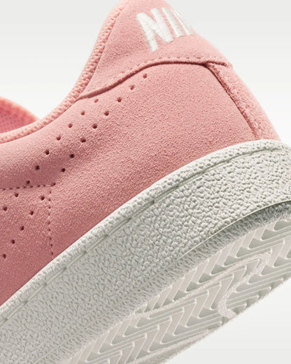 Nike Tennis Classic